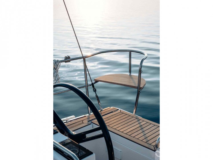 Elan 40.1 - Yacht Charter Sailica