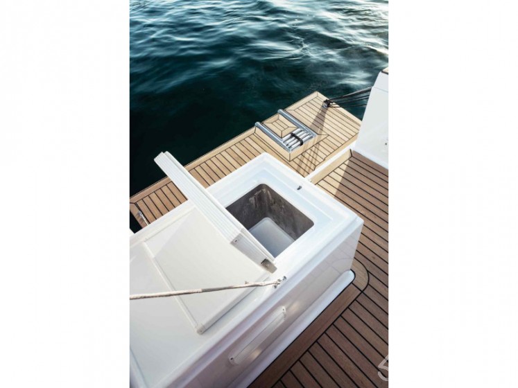 Elan 40.1 - Yacht Charter Sailica