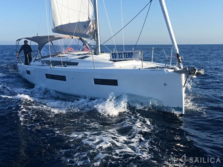 Sun Odyssey 440 - Yacht Charter Sailica