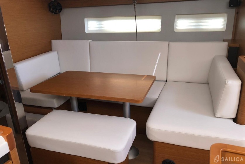 Sun Odyssey 440 - Yacht Charter Sailica