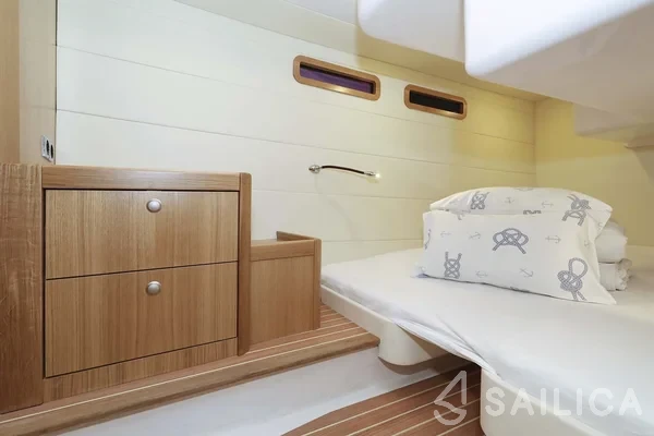 Adriana 44 - Yacht Charter Sailica