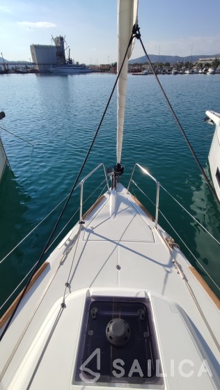 Sun Odyssey 349 - Yacht Charter Sailica
