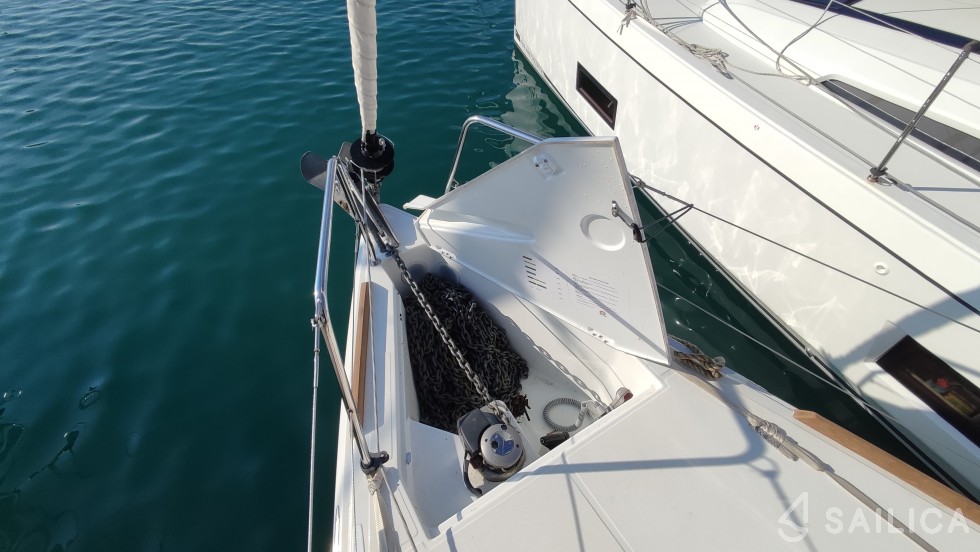 Sun Odyssey 349 - Yacht Charter Sailica