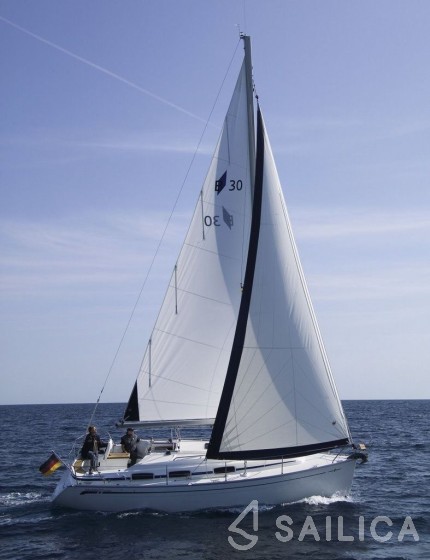 Bavaria 30 - Yacht Charter Sailica