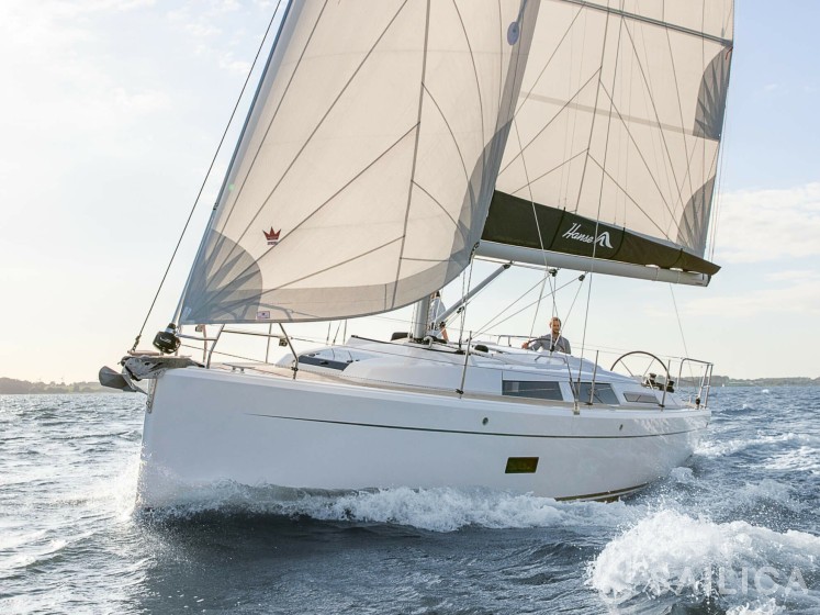 Hanse 348 - Yacht Charter Sailica