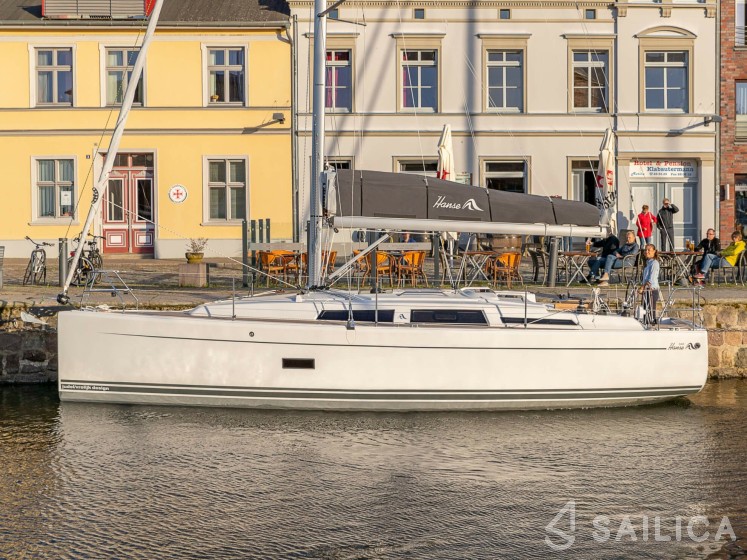 Hanse 348 - Yacht Charter Sailica