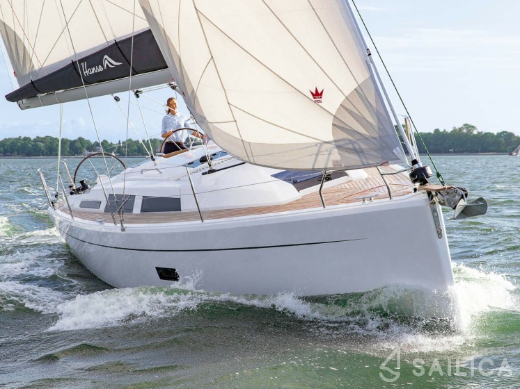 Hanse 348 - Yacht Charter Sailica