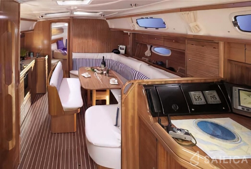 Bavaria 39 Cruiser - Yacht Charter Sailica