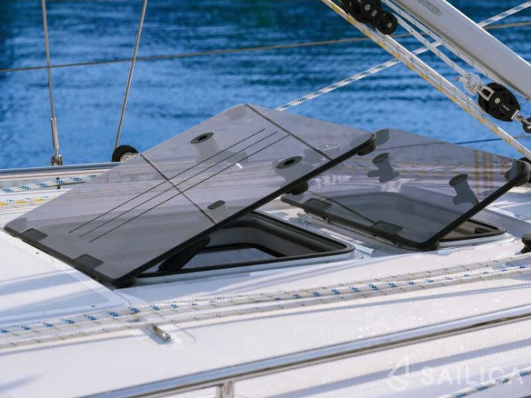 Bavaria 34 Cruiser - Yacht Charter Sailica