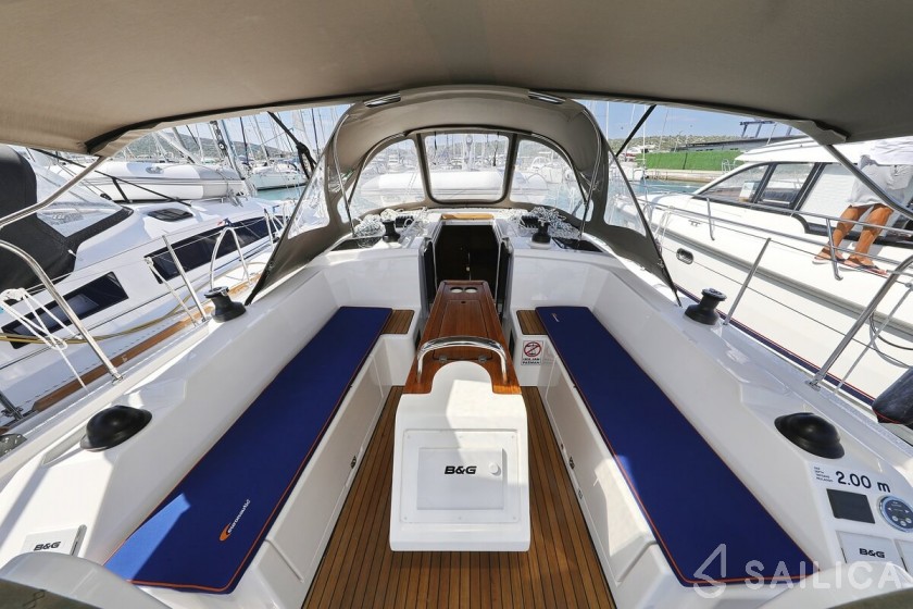 Bavaria C38 - Yacht Charter Sailica