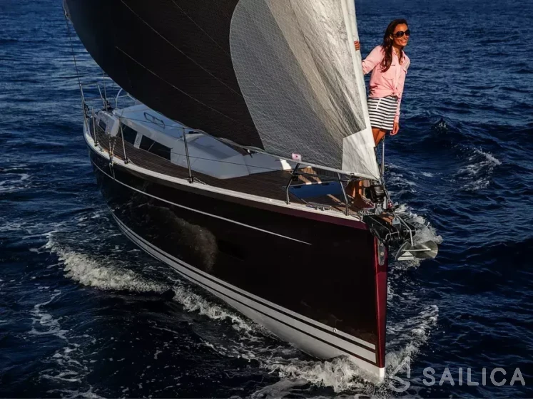 Hanse 388 - Yacht Charter Sailica