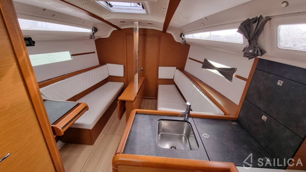 Sun Odyssey 349 - Yacht Charter Sailica