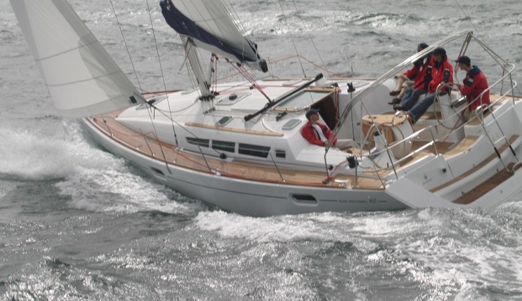 Sun Odyssey 42 i - Yacht Charter Sailica