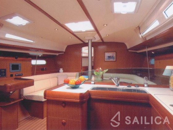 Sun Odyssey 42 i - Yacht Charter Sailica