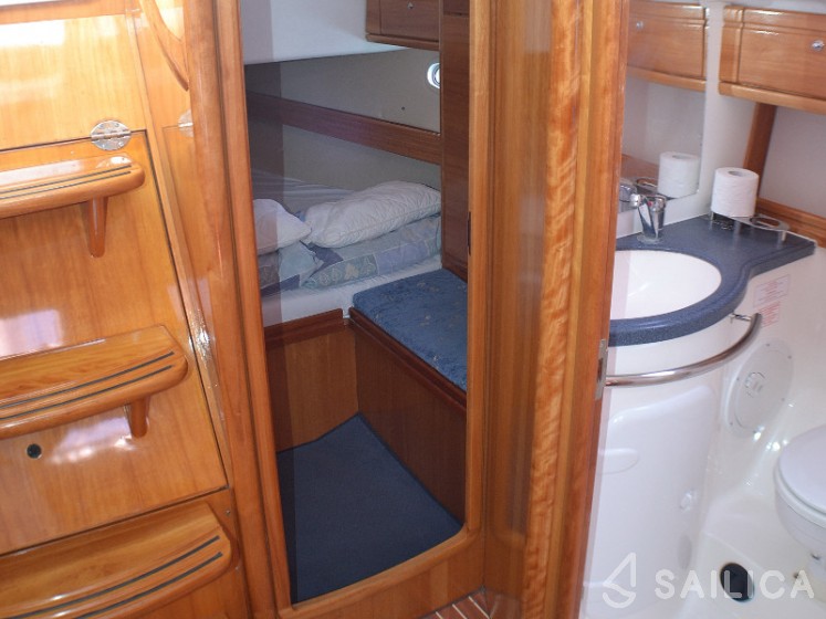 Bavaria 39 Cruiser - Yacht Charter Sailica