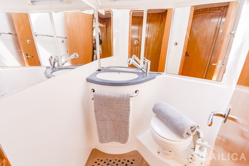 Bavaria 50 Cruiser - Yacht Charter Sailica