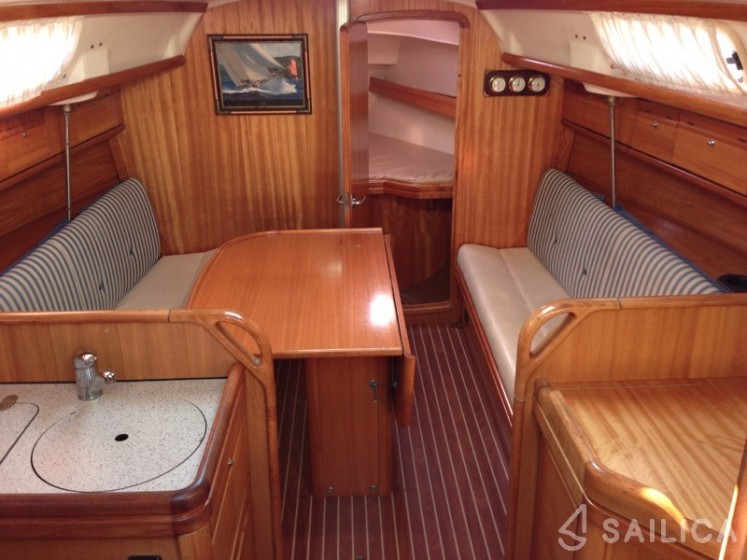 Bavaria 30 Cruiser - Yacht Charter Sailica