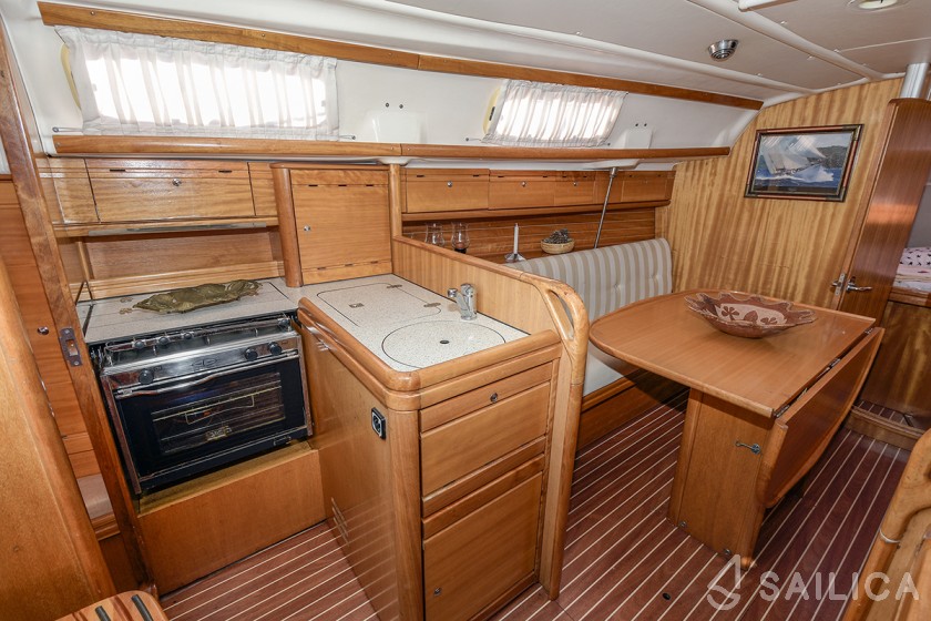 Bavaria 30 Cruiser - Yacht Charter Sailica