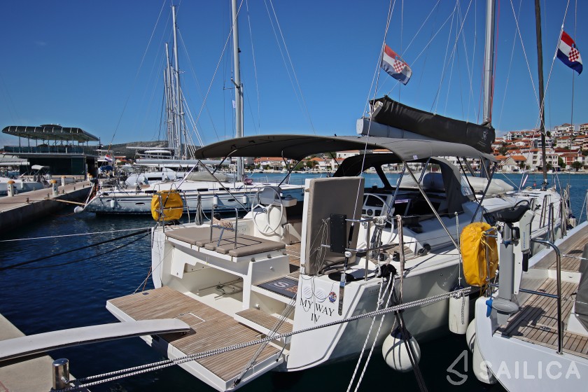 Dufour 56 Exclusive - Yacht Charter Sailica