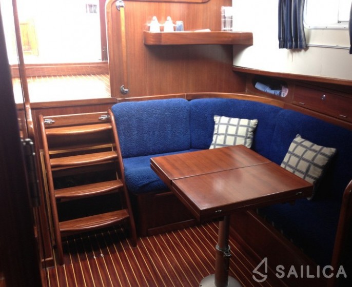 Menorquin 100 - Yacht Charter Sailica