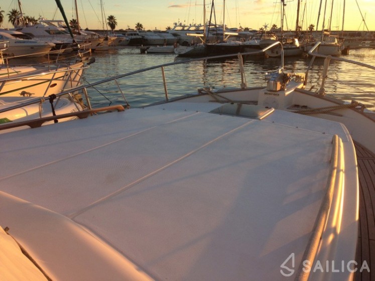 Menorquin 100 - Yacht Charter Sailica
