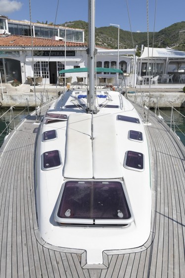 Menorquin 100 - Yacht Charter Sailica