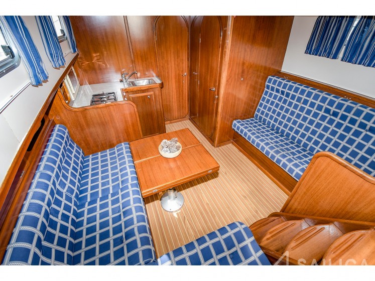 Menorquin 100 - Yacht Charter Sailica