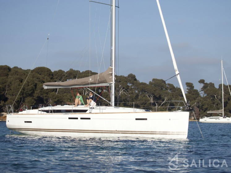 Sun Odyssey 439 - Yacht Charter Sailica