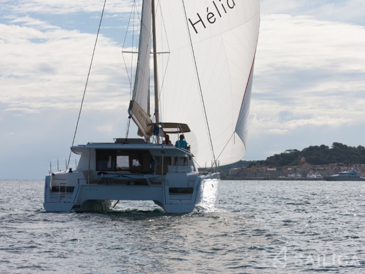 Helia 44 - Yacht Charter Sailica