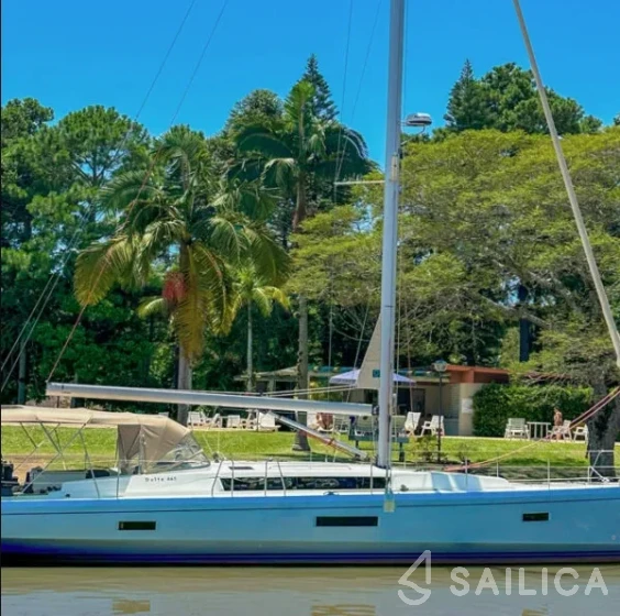Delta 41 - Yacht Charter Sailica