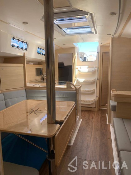 Delta 41 - Yacht Charter Sailica