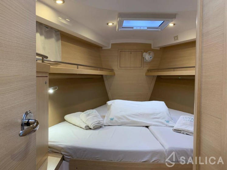 Delta 41 - Yacht Charter Sailica