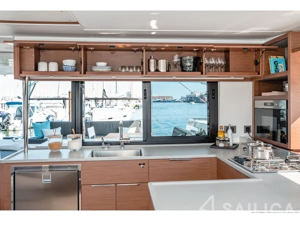 Lagoon 46  - Yacht Charter Sailica