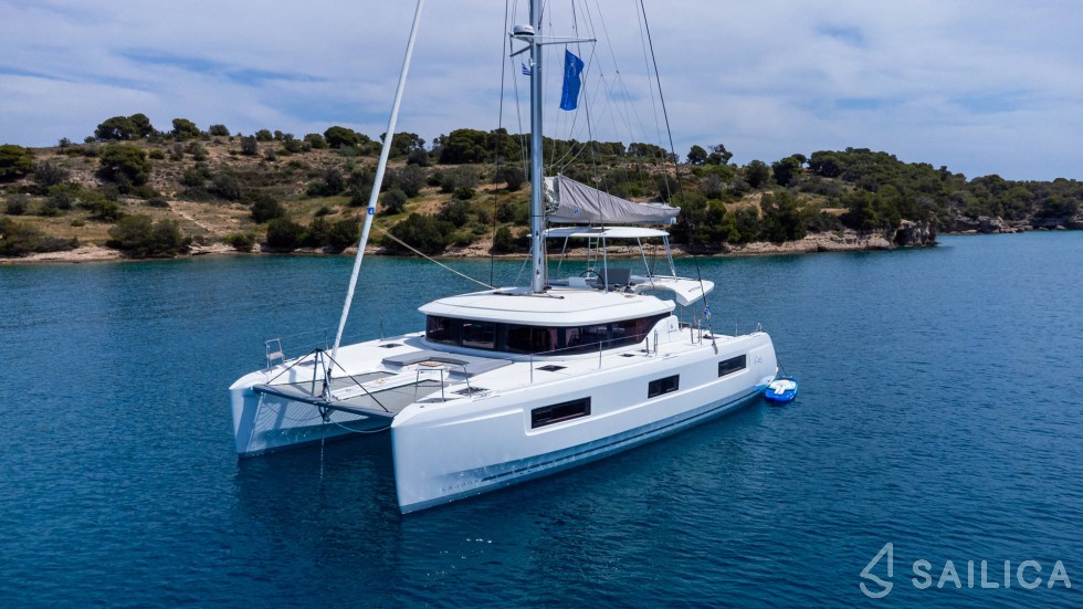 Lagoon 46  - Yacht Charter Sailica