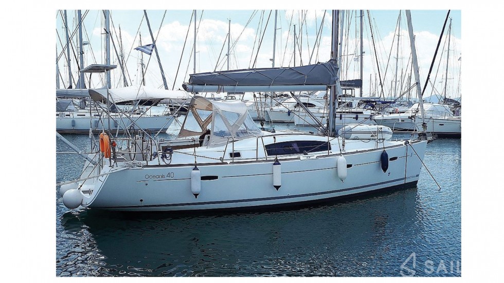 Oceanis 40 - Yacht Charter Sailica