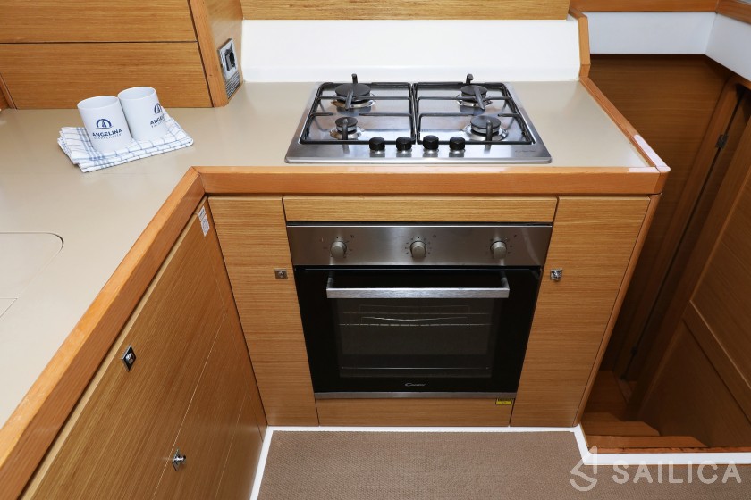 Dufour 48 - Yacht Charter Sailica