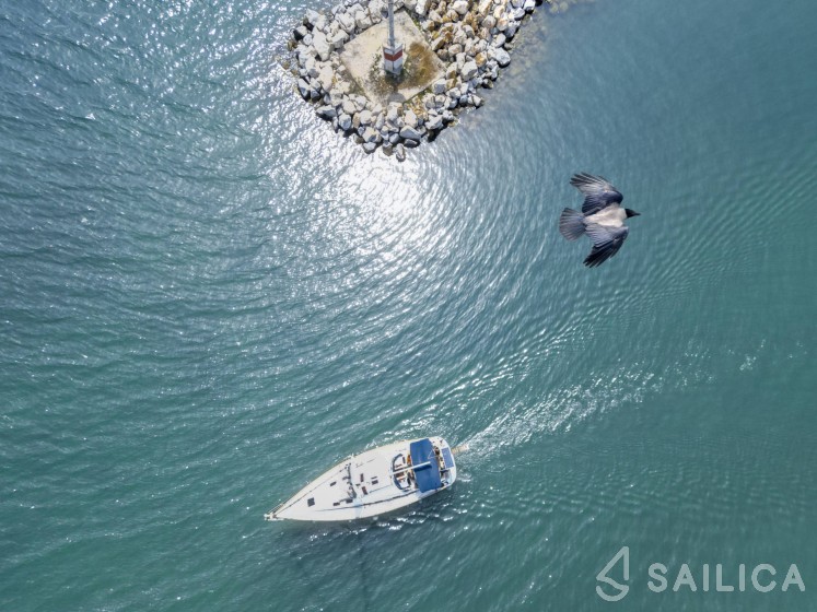 Bavaria 46 Cruiser - Yacht Charter Sailica