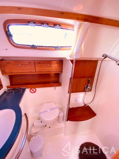 Bavaria 46 Cruiser - Yacht Charter Sailica