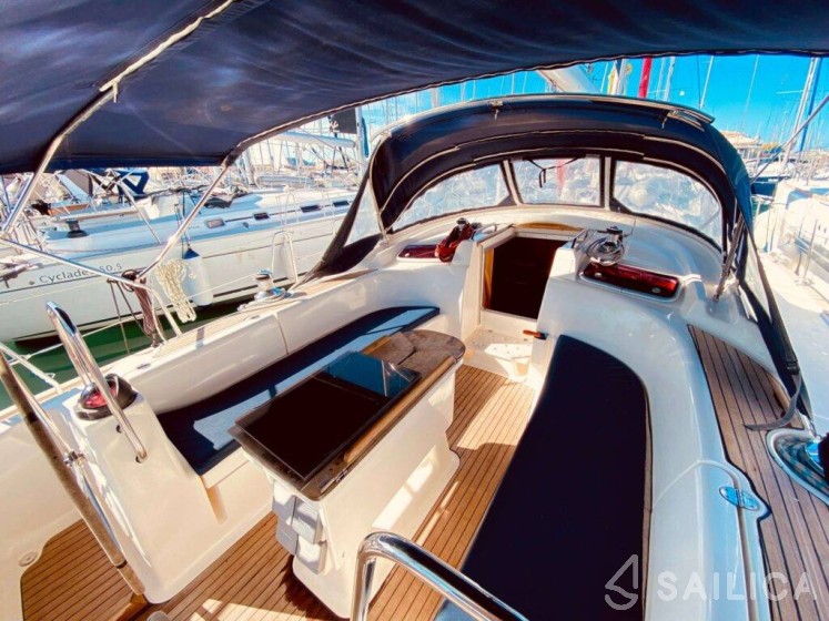 Bavaria 46 Cruiser - Yacht Charter Sailica