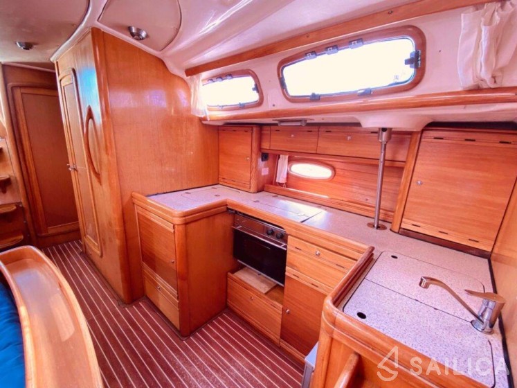 Bavaria 46 Cruiser - Yacht Charter Sailica
