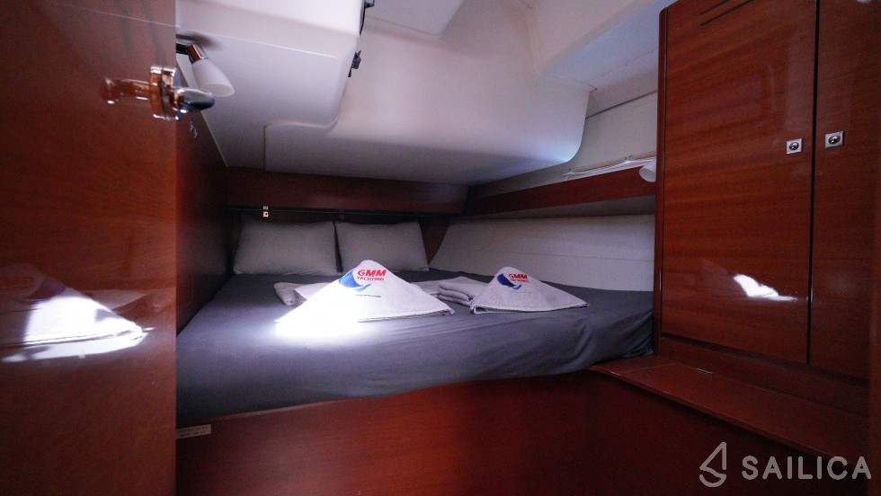 Dufour 460 GL - Yacht Charter Sailica
