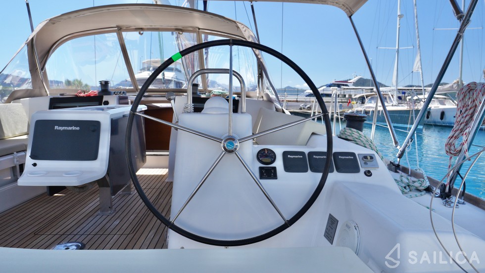 Dufour 460 GL - Yacht Charter Sailica