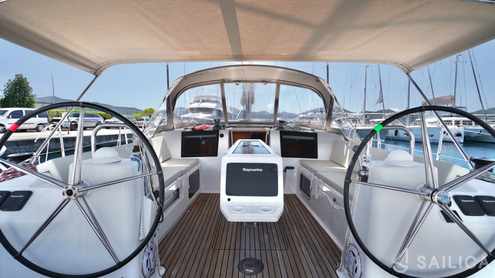 Dufour 460 GL - Yacht Charter Sailica