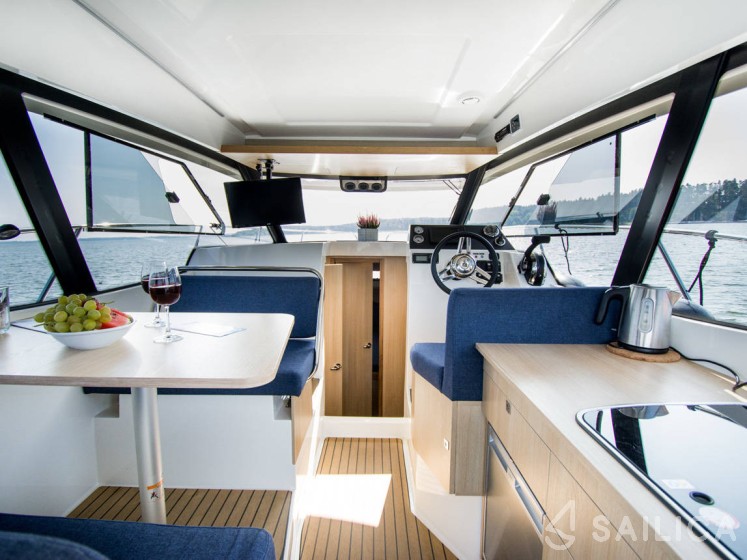 Balt 918 Titanium - Yacht Charter Sailica