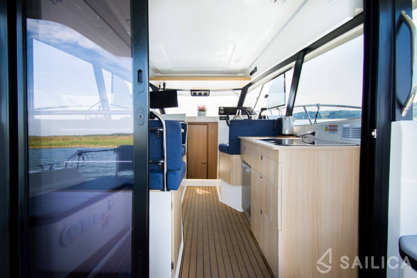 Balt 918 Titanium - Yacht Charter Sailica
