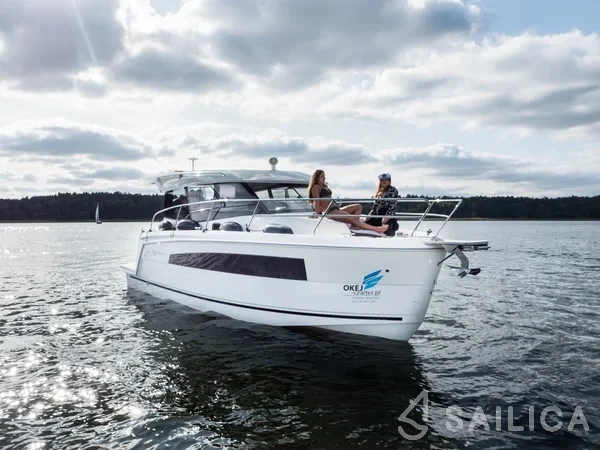 Balt 918 Titanium - Yacht Charter Sailica