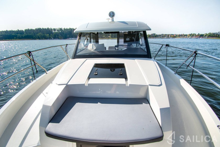 Balt 918 Titanium - Yacht Charter Sailica