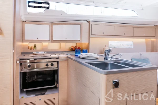 Dufour 37 - Yacht Charter Sailica