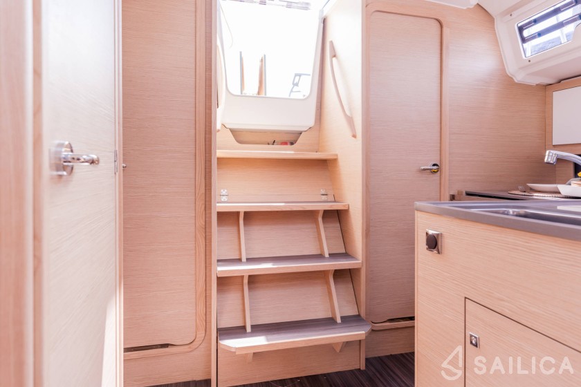 Dufour 37 - Yacht Charter Sailica