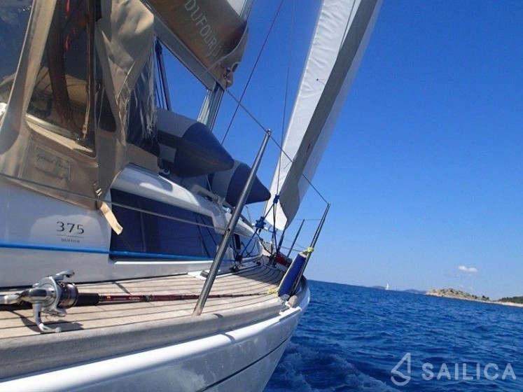 Dufour 375 Grand Large - Yacht Charter Sailica